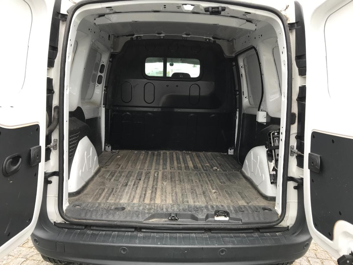 Renault kangoo · Ano 2019 — imagem 9