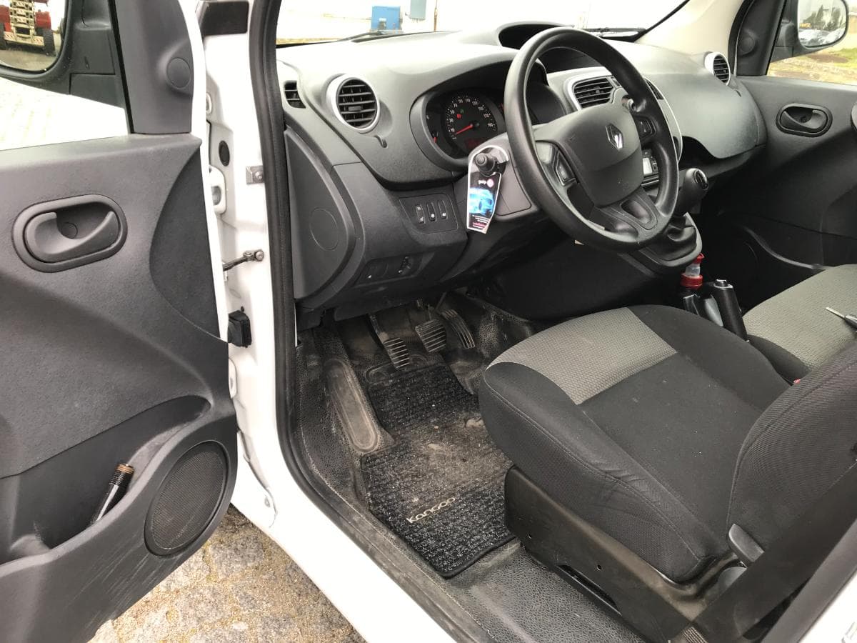Renault kangoo · Ano 2019 — imagem 16