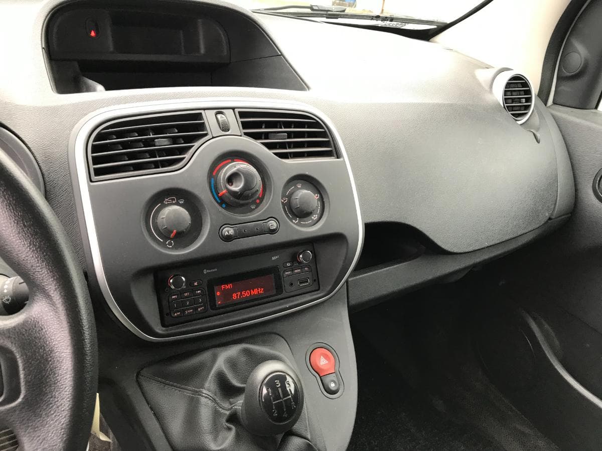 Renault kangoo · Ano 2019 — imagem 21