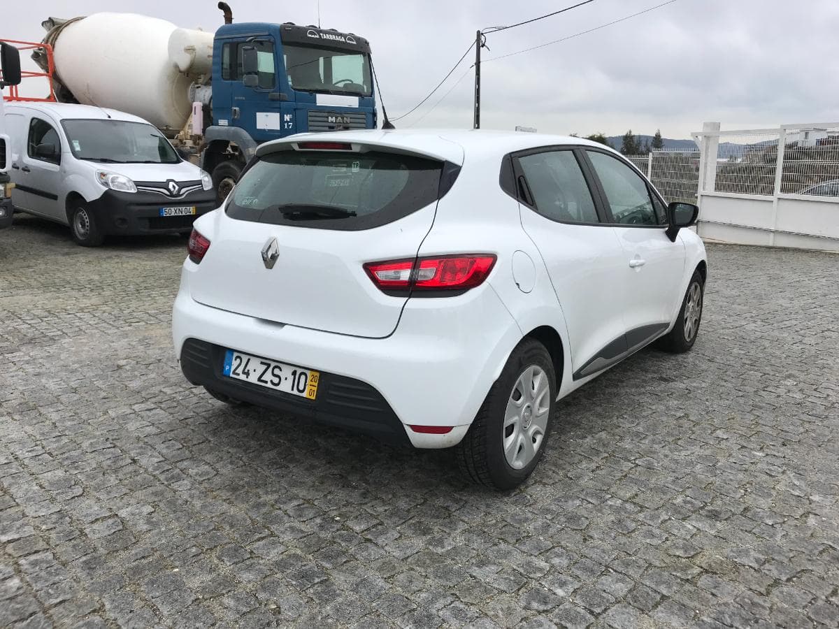 Renault Clio · Ano 2020 — imagem 6