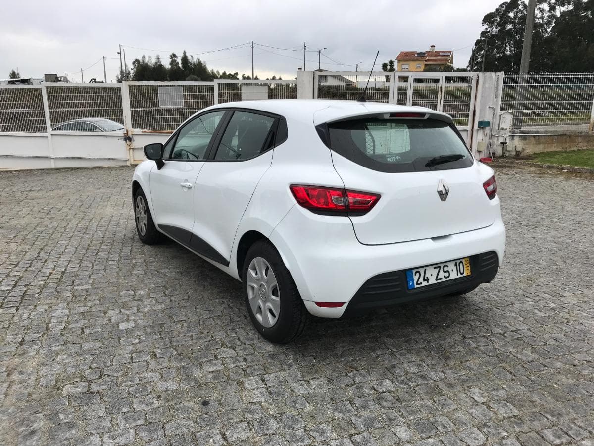 Renault Clio · Ano 2020 — imagem 10