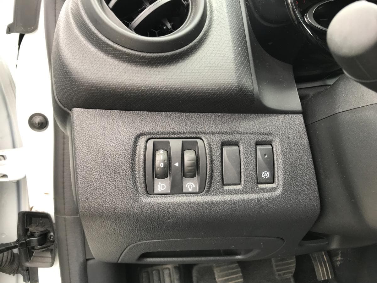 Renault Clio · Ano 2020 — imagem 26