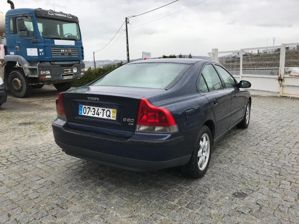 Volvo S60 D5 · Ano 2002 — imagem 6