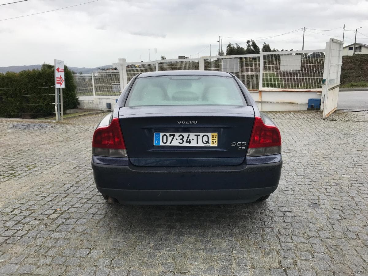 Volvo S60 D5 · Ano 2002 — imagem 7