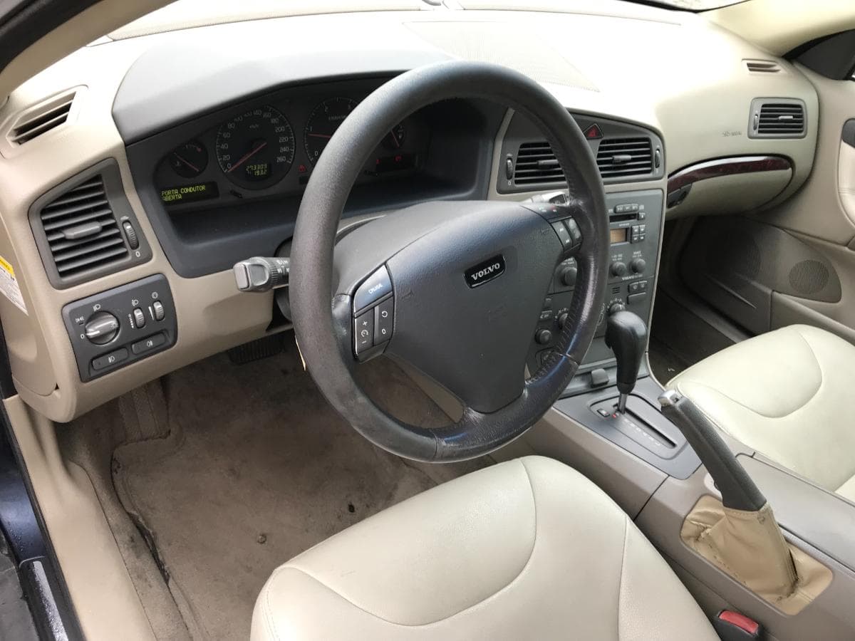 Volvo S60 D5 · Ano 2002 — imagem 19