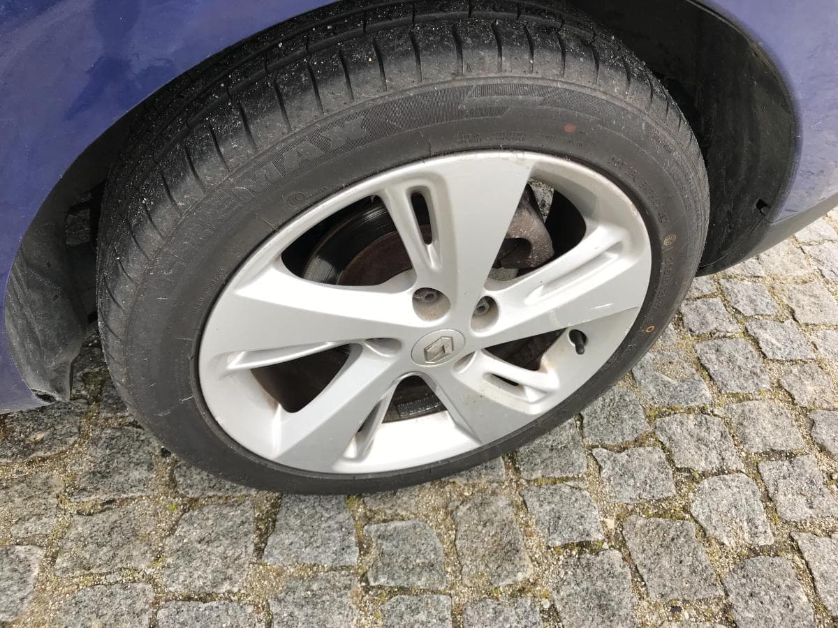 Renault Mégane 1.5 DCI · Ano 2013 — imagem 14