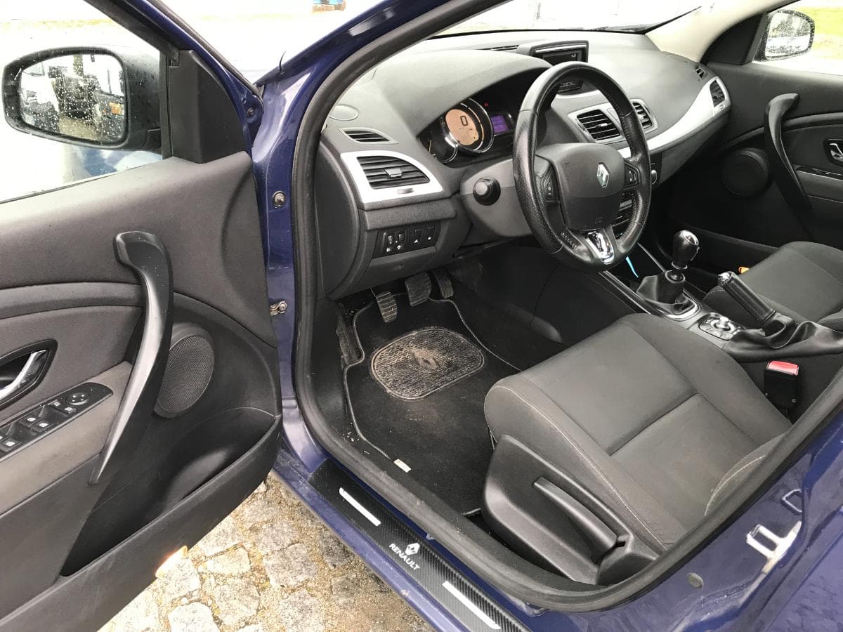 Renault Mégane 1.5 DCI · Ano 2013 — imagem 16