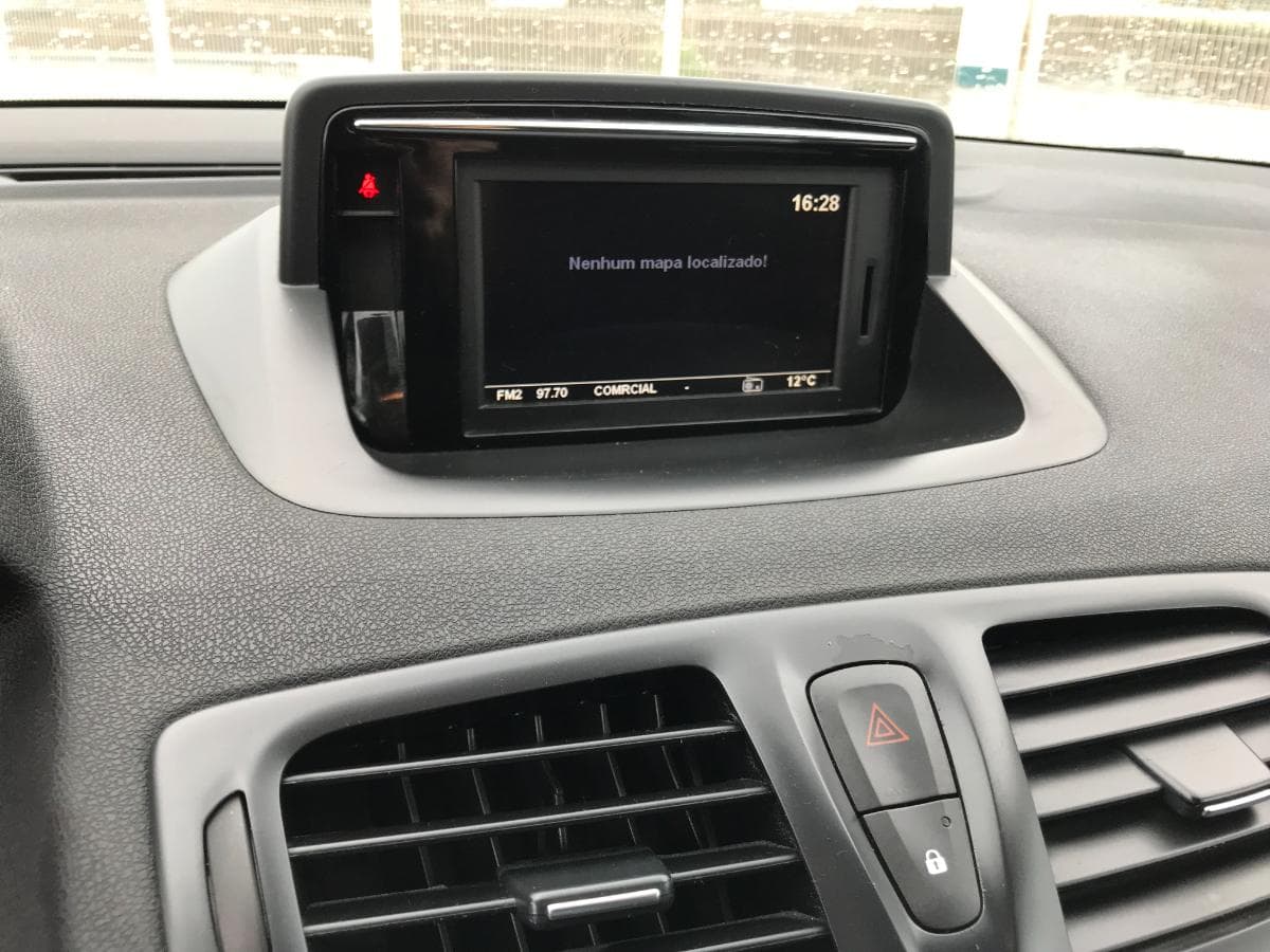 Renault Mégane 1.5 DCI · Ano 2013 — imagem 24