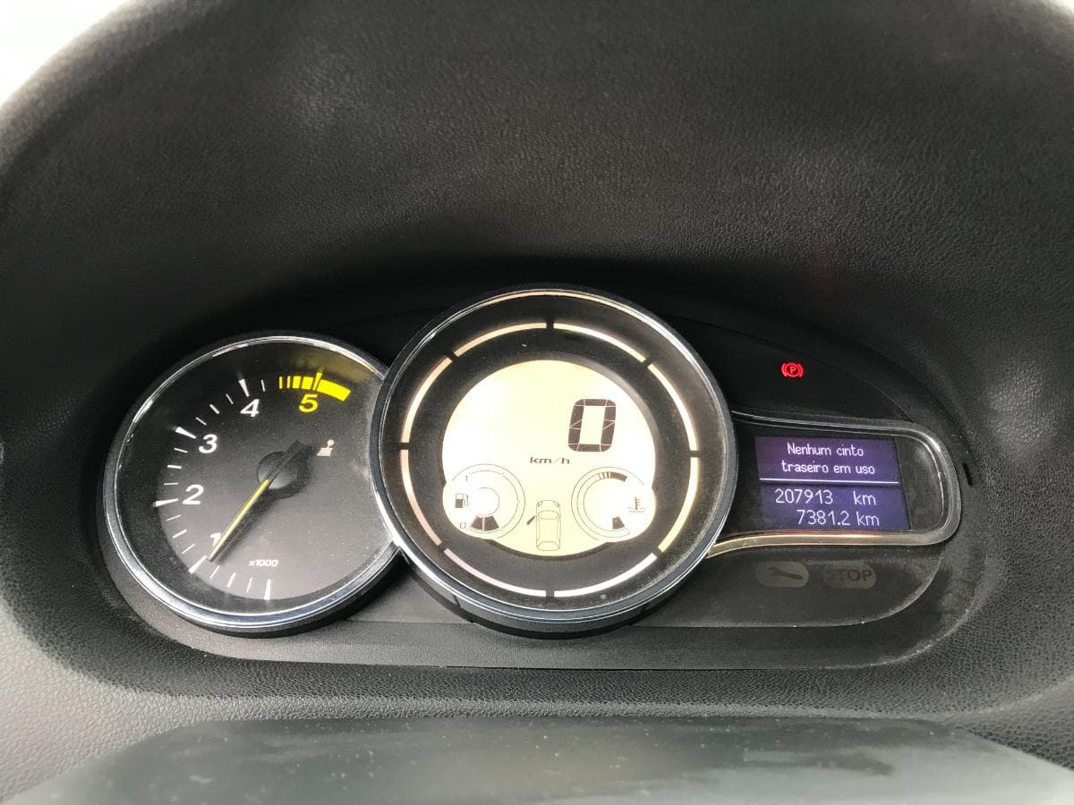 Renault Mégane 1.5 DCI · Ano 2013 — imagem 25