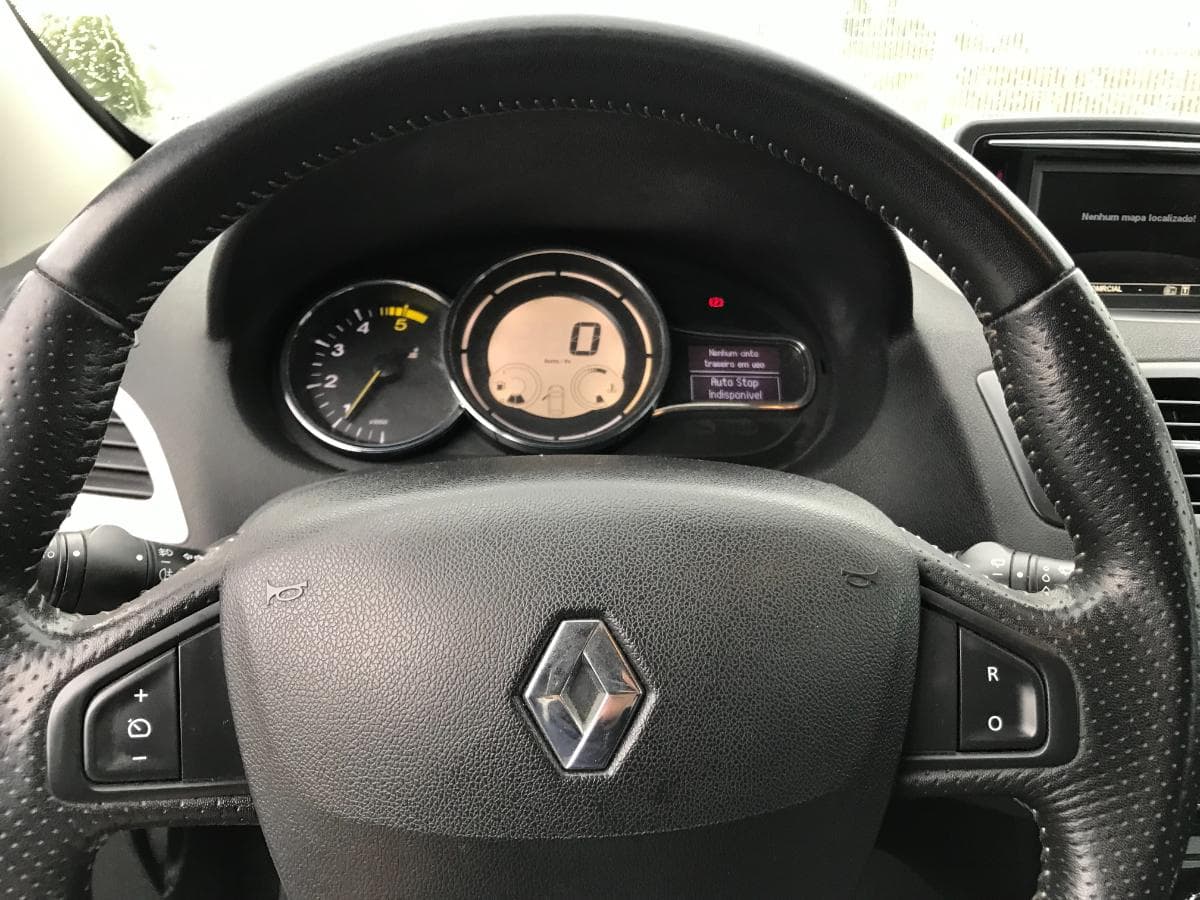 Renault Mégane 1.5 DCI · Ano 2013 — imagem 22
