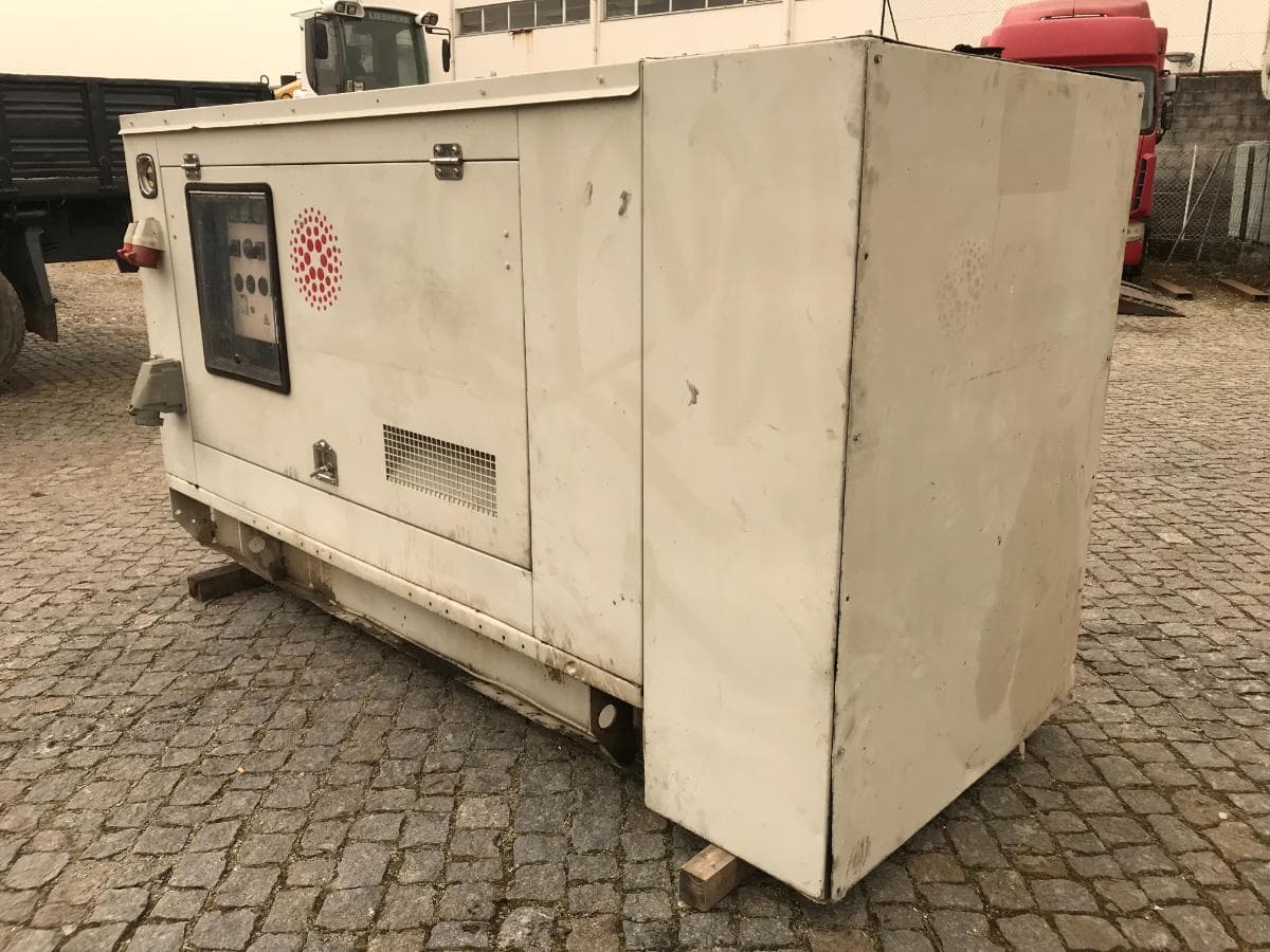 Gerador FG Wilson 110KVA — image 3