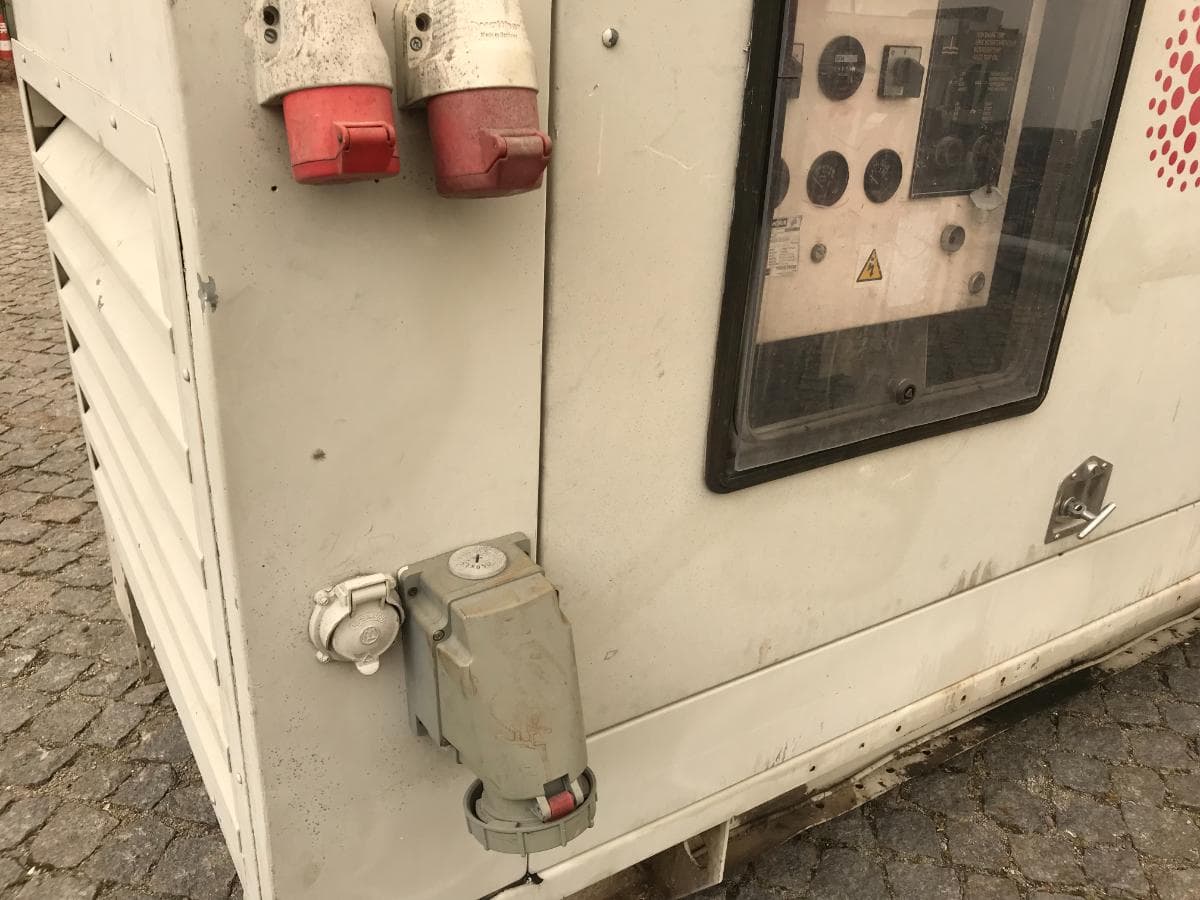 Gerador FG Wilson 110KVA — image 8