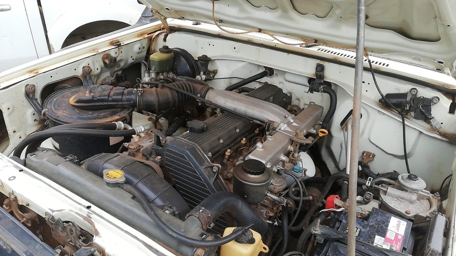 Toyota Land Cruiser Hard Top · — image 15