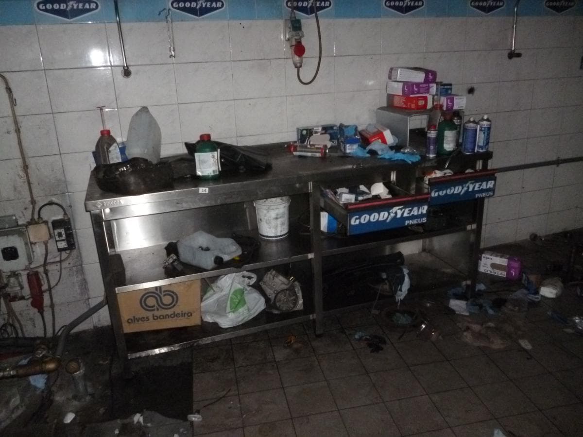 Estação de Serviço (Posto SCAM) · Posto de Combustível · Loja de Conveniência · Santo Tirso — imagen 13