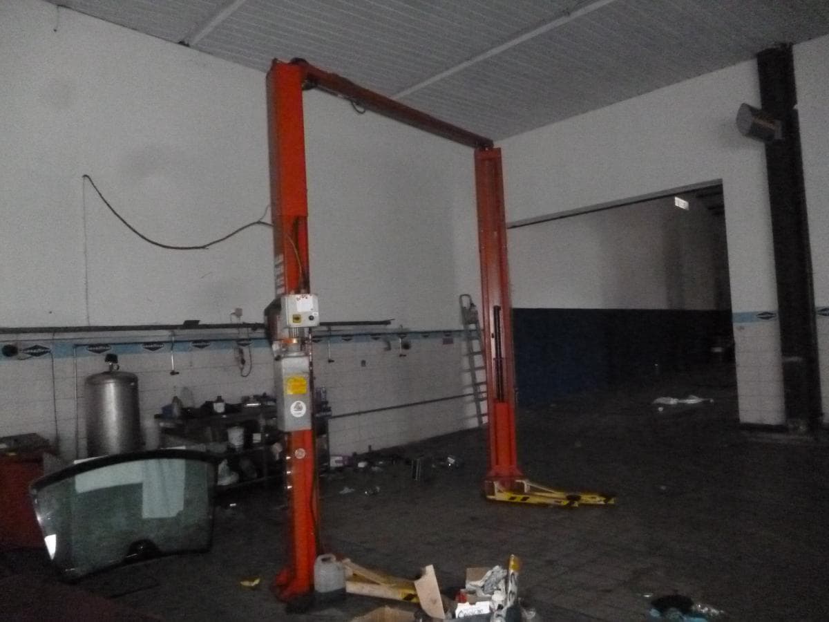 Estação de Serviço (Posto SCAM) · Posto de Combustível · Loja de Conveniência · Santo Tirso — imagen 14