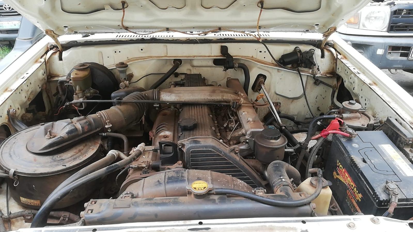 Toyota Land Cruiser Pick Up · — image 17