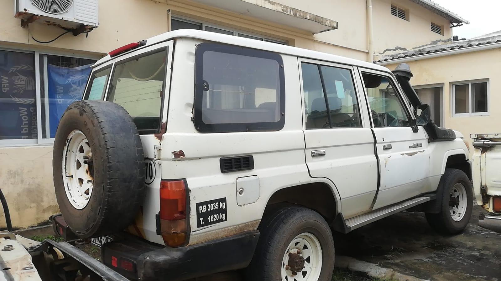 Toyota Land Cruiser · — imagem 11