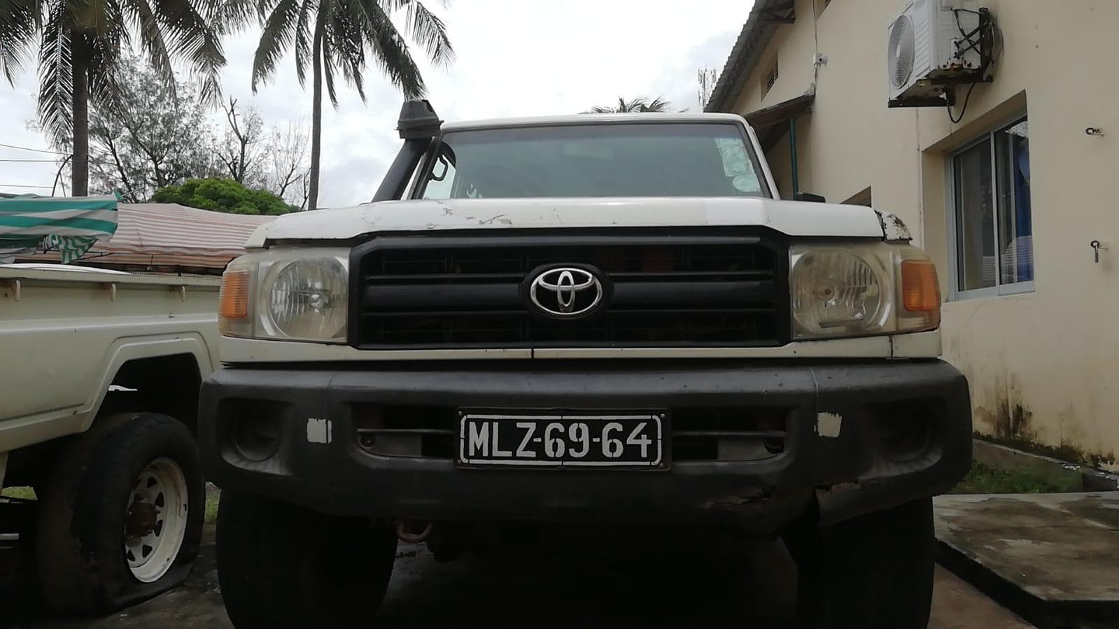 Toyota Land Cruiser · — imagem 9