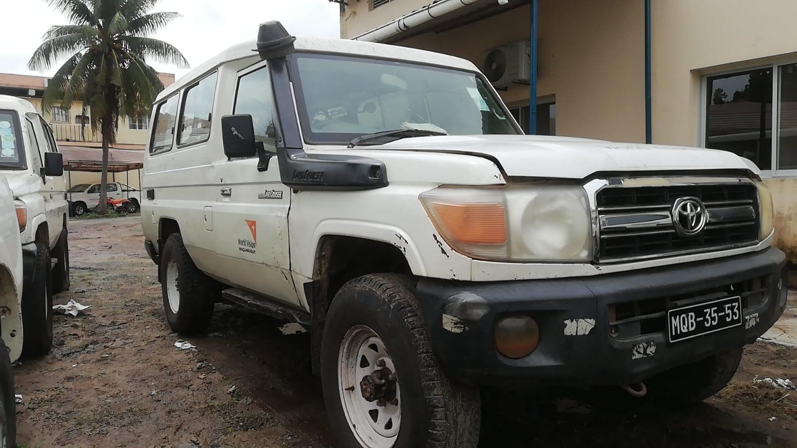 Toyota Land Cruiser Hard Top ·