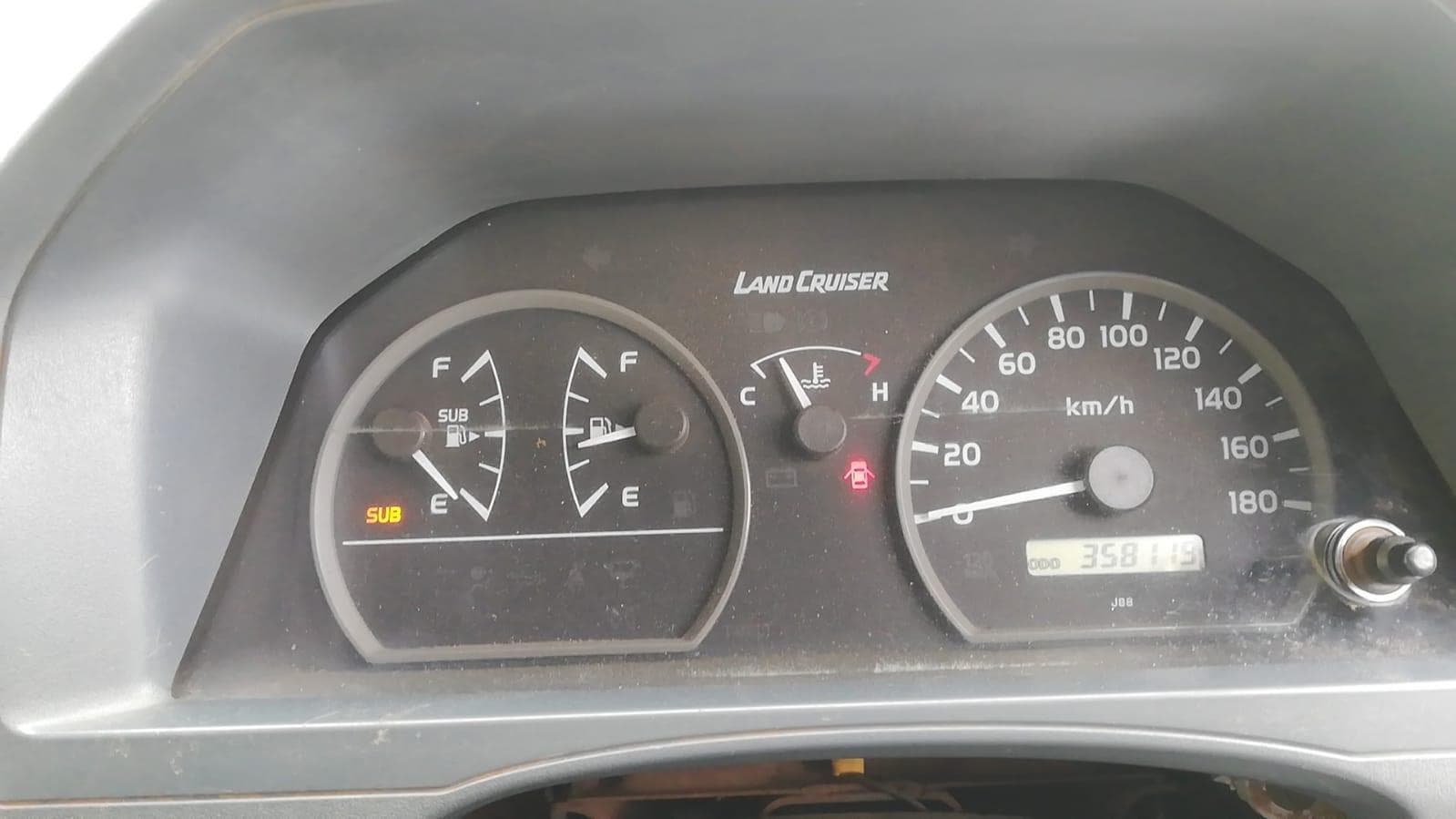 Toyota Land Cruiser Hard Top · — imagen 3