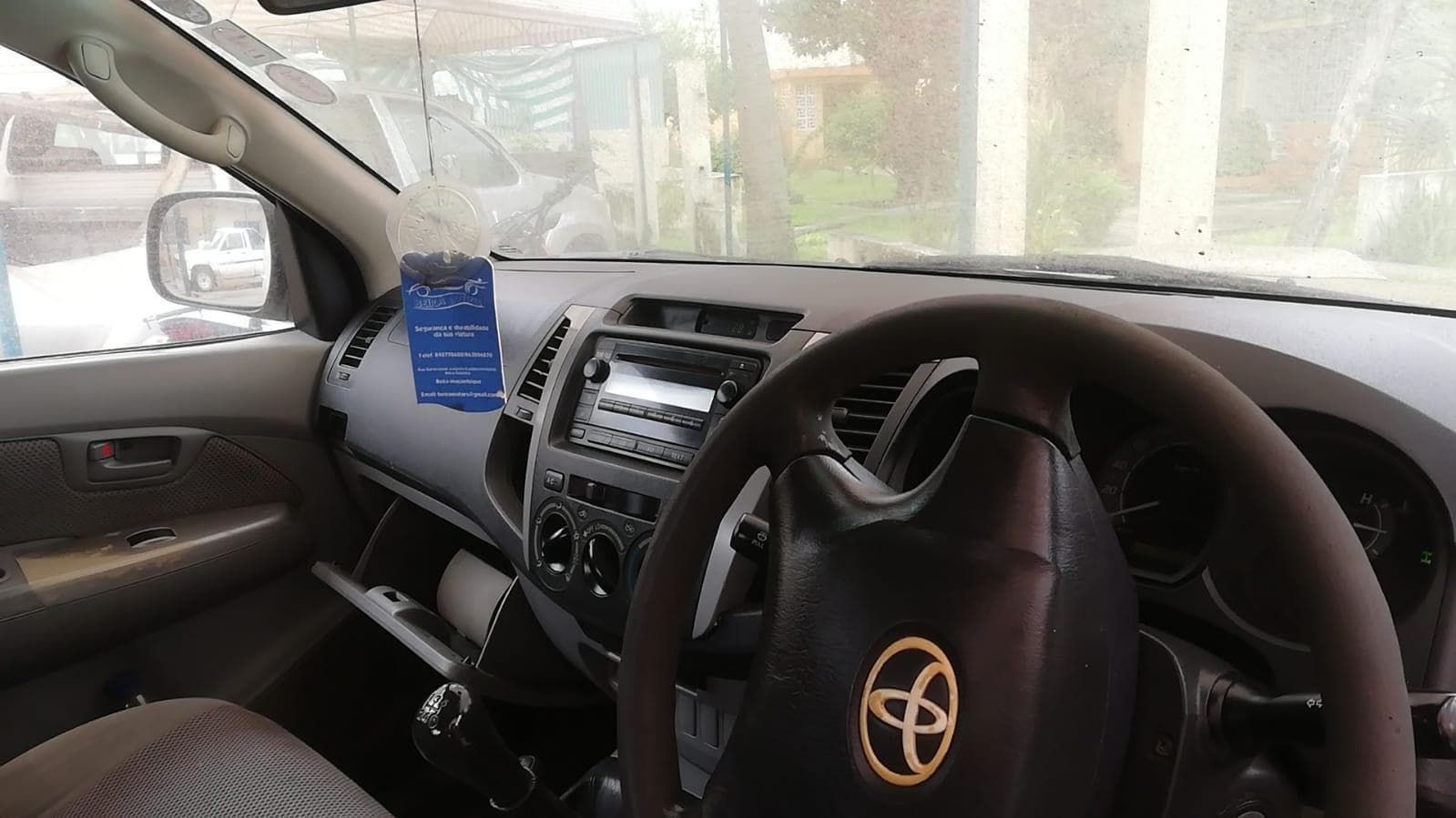 Toyota Hilux - Pick Up · — image 7