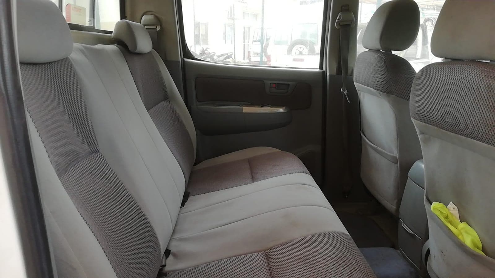 Toyota Hilux - Pick Up · — image 8