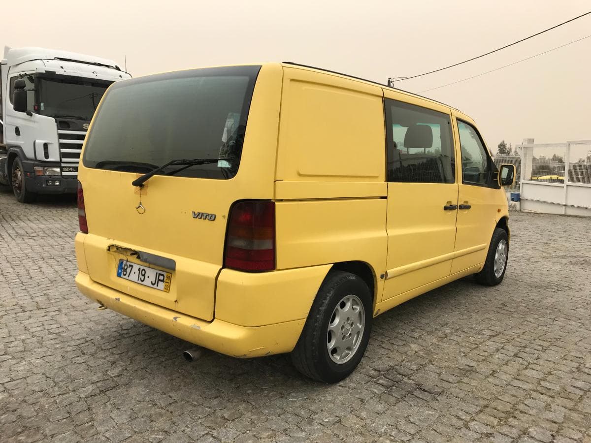 Mercedes-Benz Vito 110D · Ano 1998 — image 10