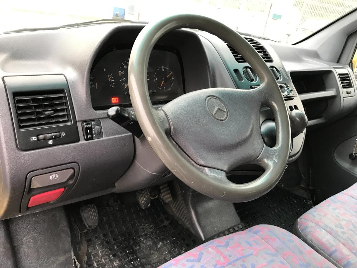 Mercedes-Benz Vito 110D · Ano 1998 — image 22