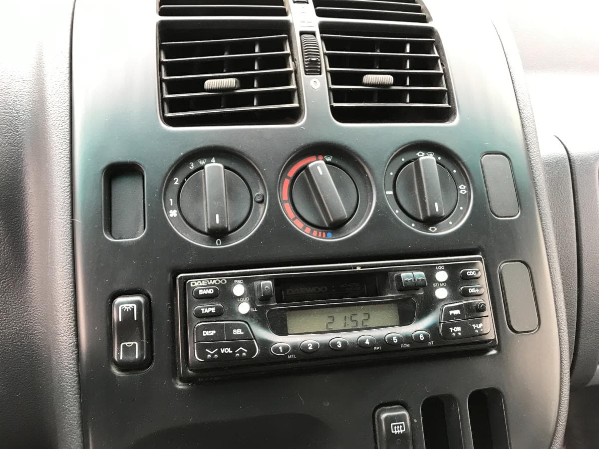Mercedes-Benz Vito 110D · Ano 1998 — image 25