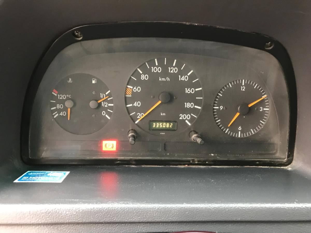 Mercedes-Benz Vito 110D · Ano 1998 — image 24