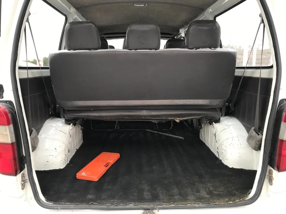 Toyota Hiace 2.4D · Ano 2000 — imagem 6