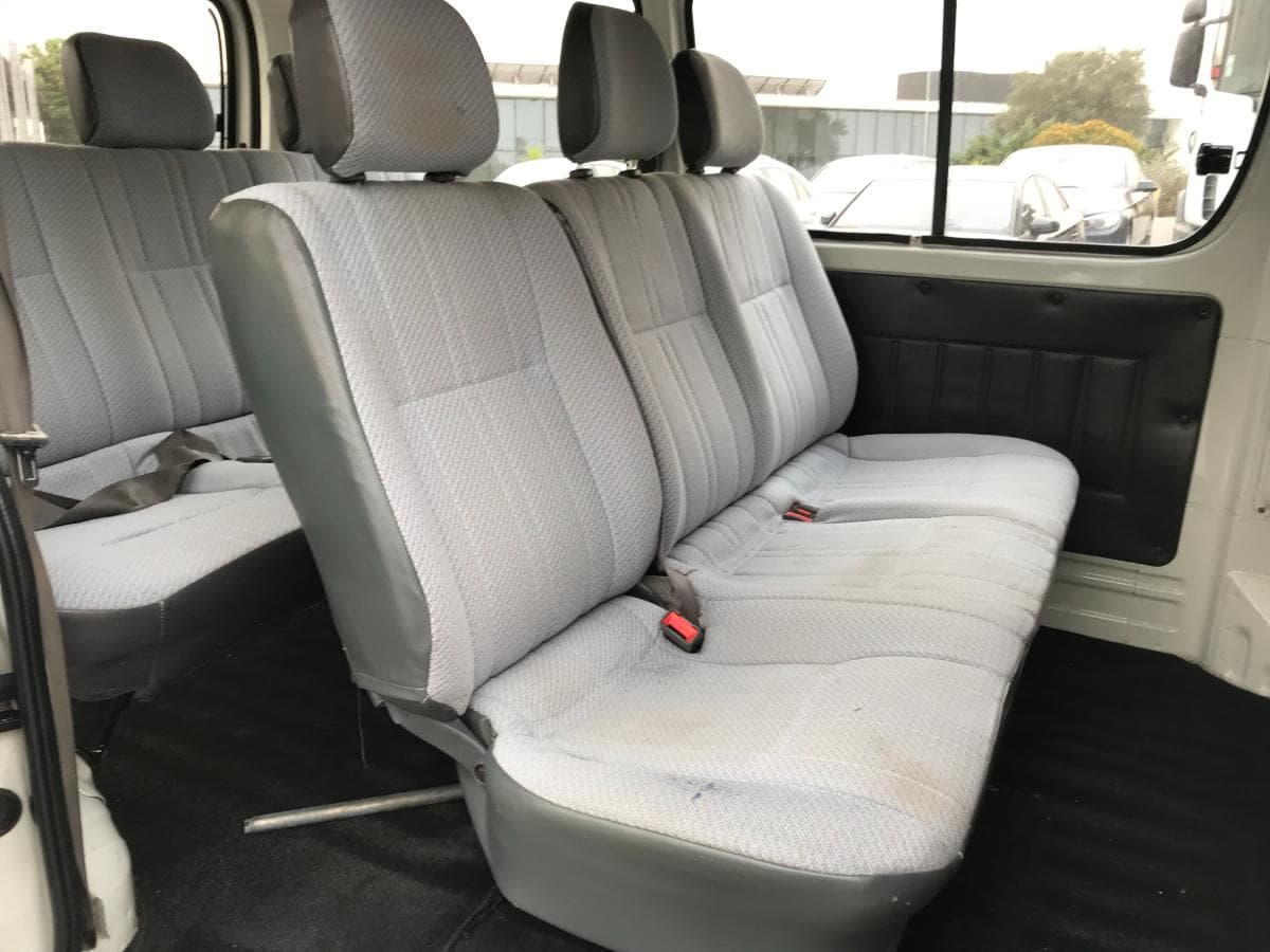 Toyota Hiace 2.4D · Ano 2000 — imagem 16