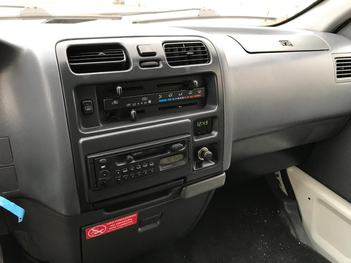 Toyota Hiace 2.4D · Ano 2000 — imagem 21