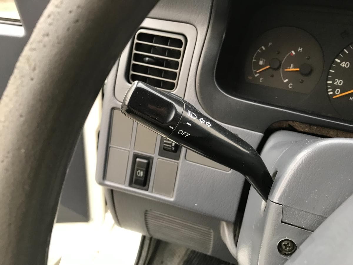 Toyota Hiace 2.4D · Ano 2000 — imagem 25