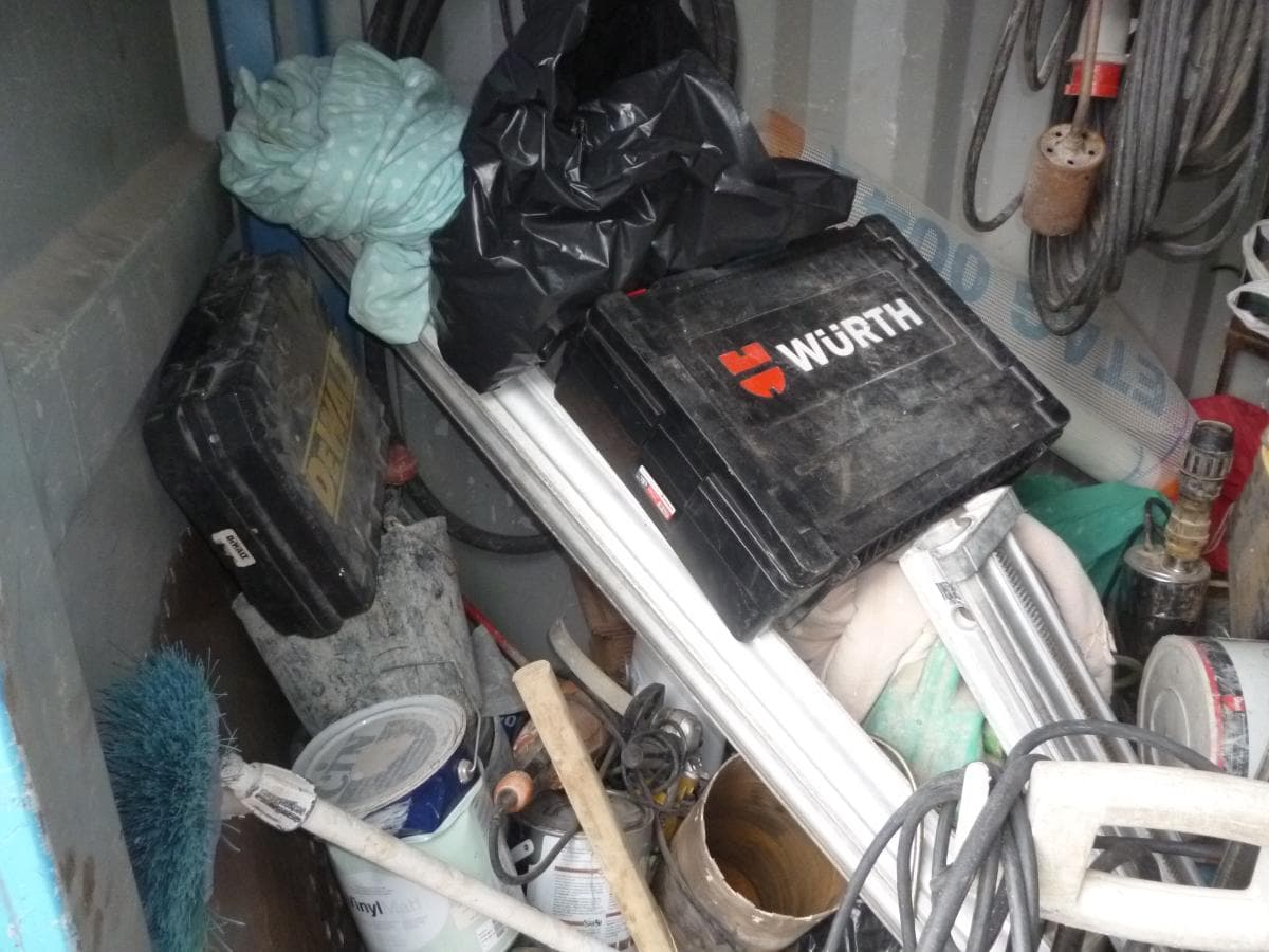 Contentor marítimo + Maquinaria — imagen 18
