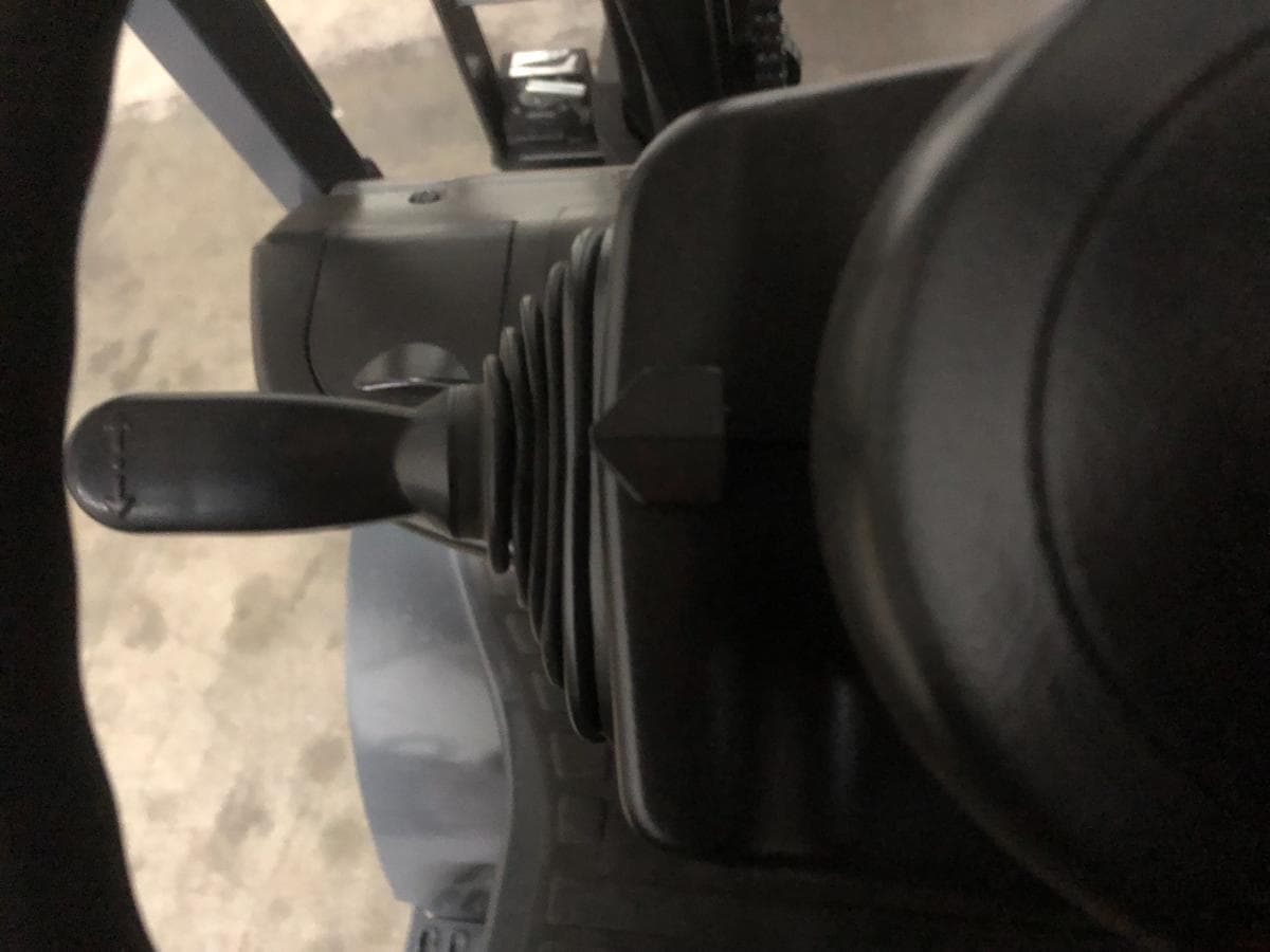 Empilhador Toyota 2500 KG · Gás — imagen 9