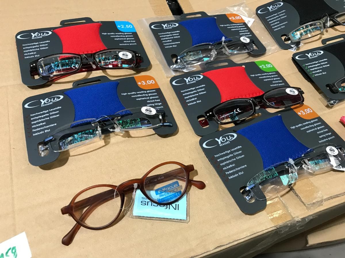 Glasses — image 3