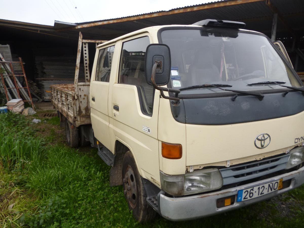 TOYOTA DYNA 280