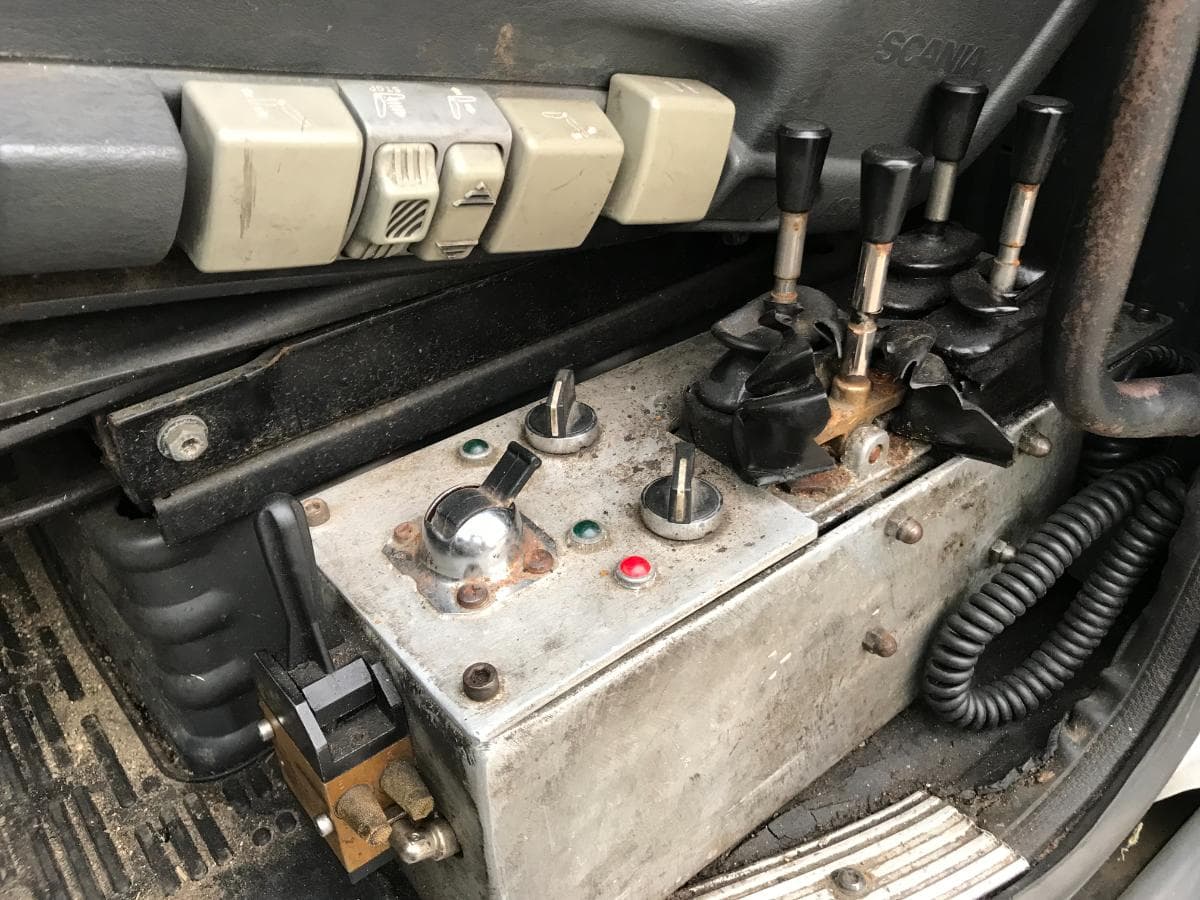 Scania 124L com Ampiroll · Ano 1997 — imagen 21
