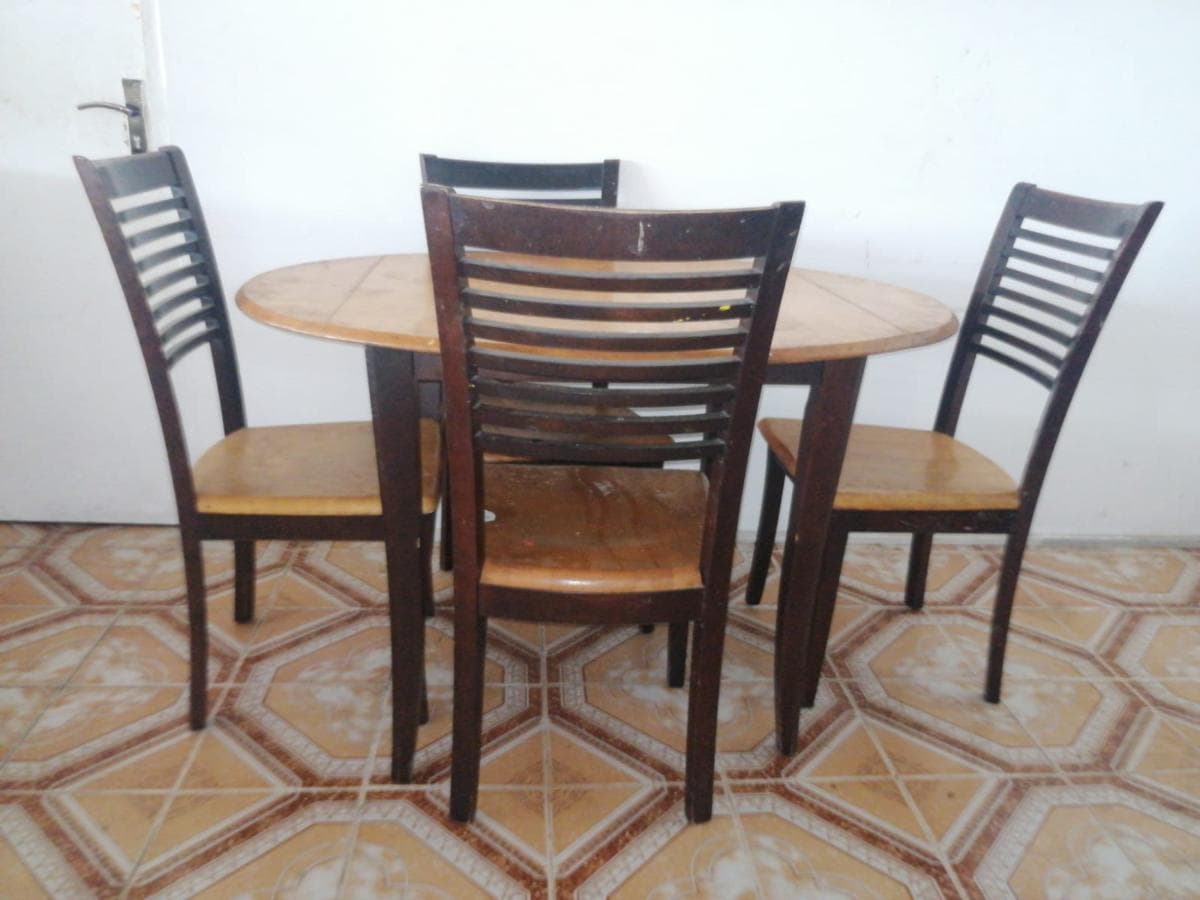 Mobiliário de lar ·