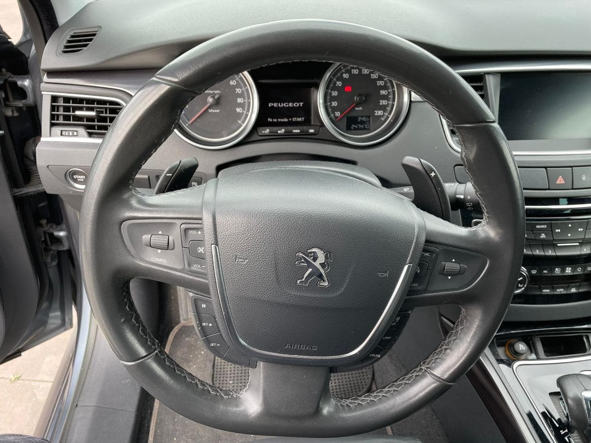 Peugeot 508 SW 2.0 HDI · Diesel/Híbrido · Ano 2013 — imagen 9