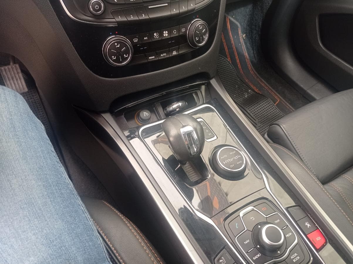 Peugeot 508 SW 2.0 HDI · Diesel/Híbrido · Ano 2013 — imagen 10