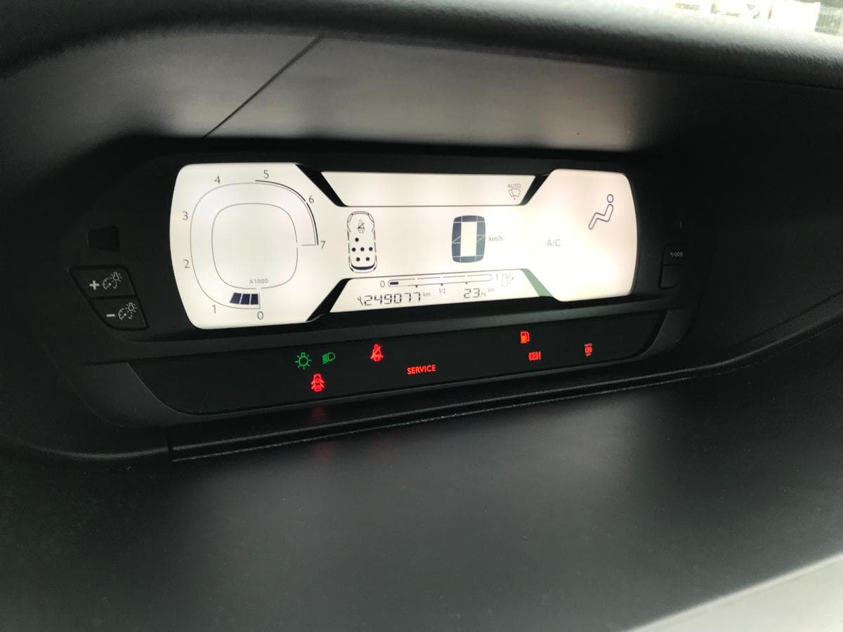 Citroën C4 Grand Picasso · Ano 2016 02-ZP-61 — imagem 21