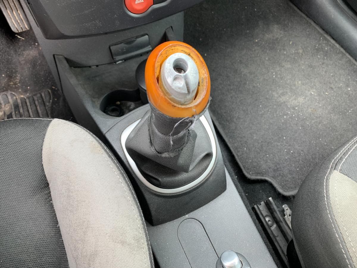 Renault Clio 1.5 DCI · Ano 2012 — imagem 25