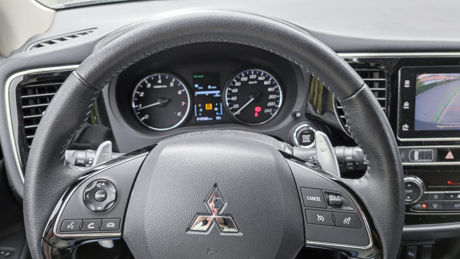 Mitsubishi Outlander III 2.0 · Ano 2019 — imagen 38