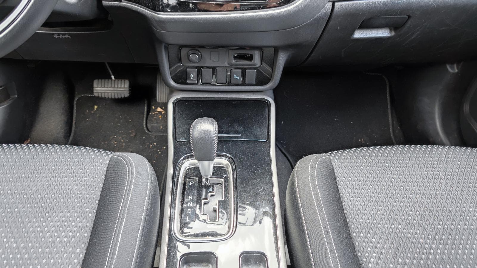 Mitsubishi Outlander III 2.0 · Ano 2019 — imagen 43