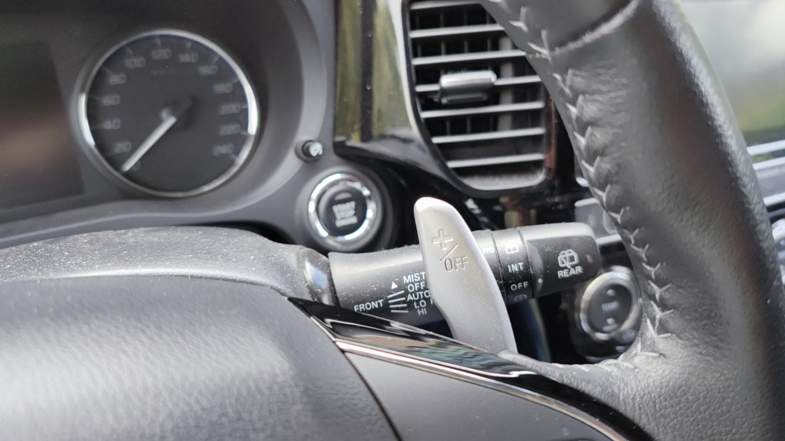 Mitsubishi Outlander III 2.0 · Ano 2019 — imagen 62