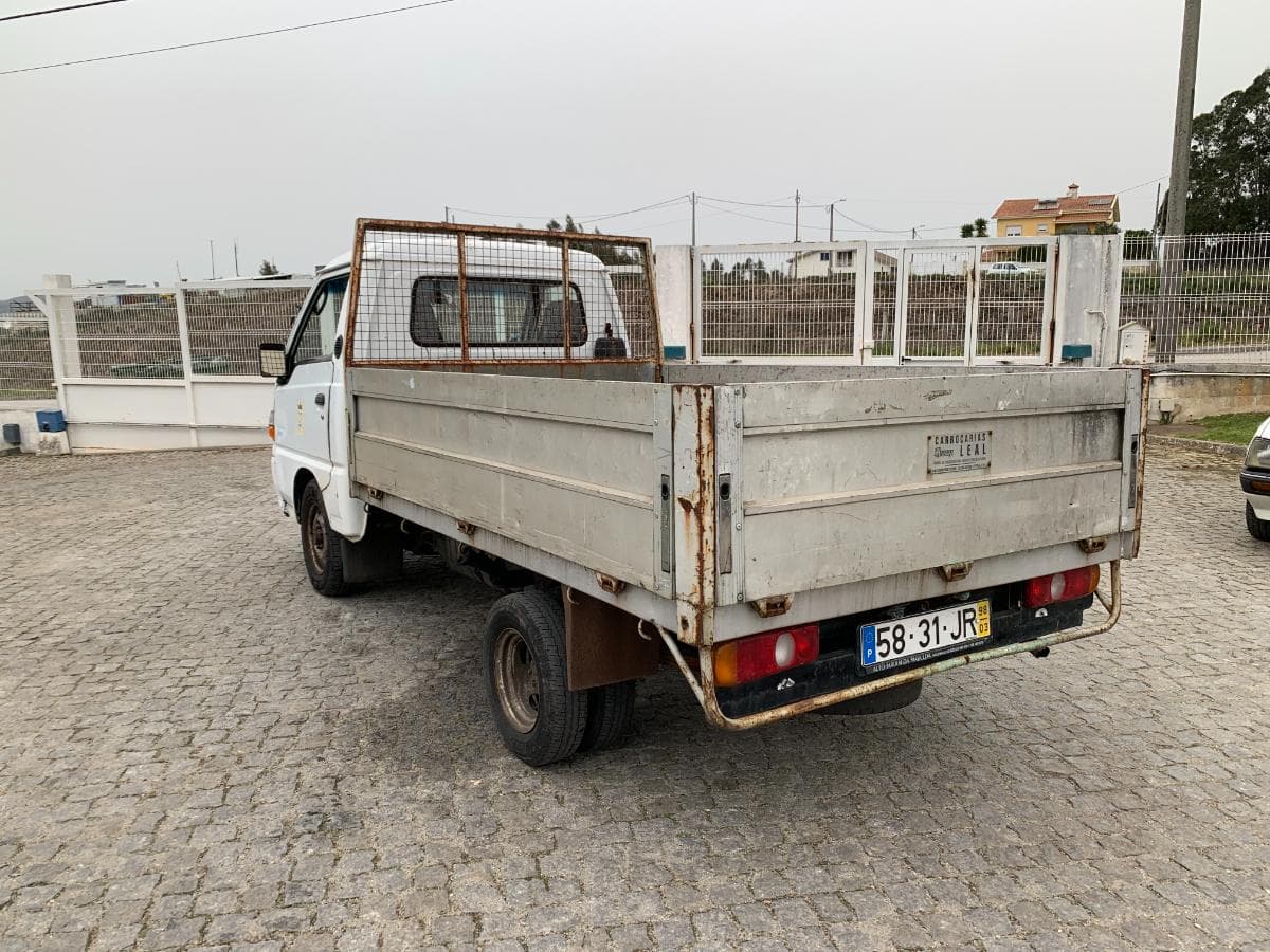 Hyundai H100 2.5D · Ano 1998 — image 4