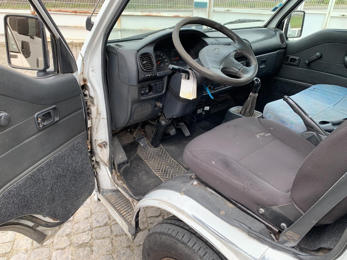 Hyundai H100 2.5D · Ano 1998 — image 12