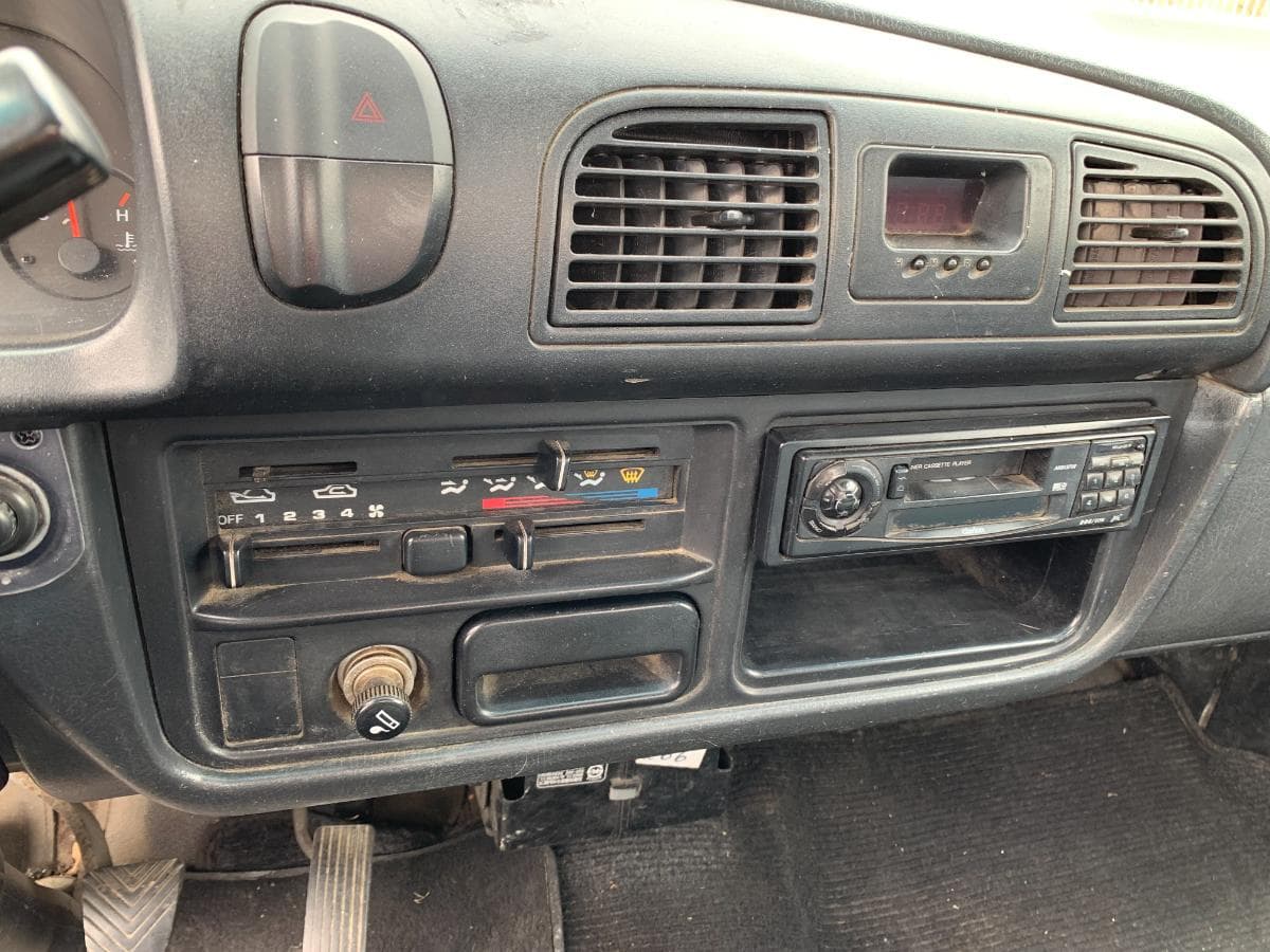 Hyundai H100 2.5D · Ano 1998 — image 19